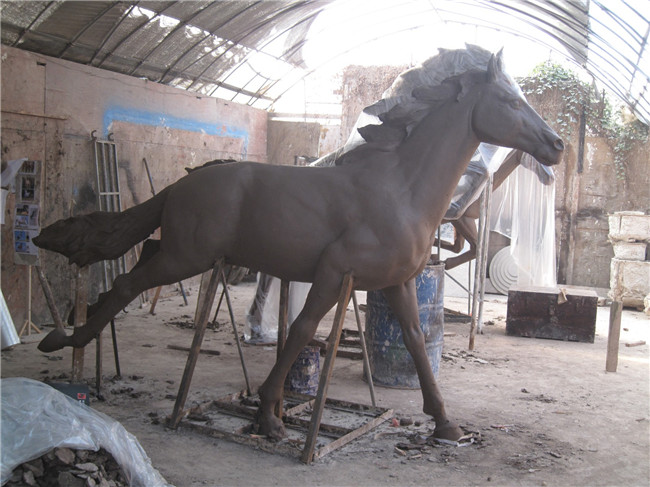 雕塑创作中比例把控的重要性