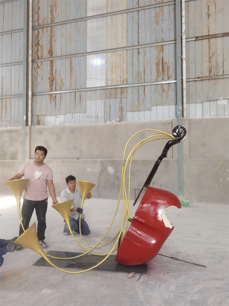 雕塑制作团队的协作要点