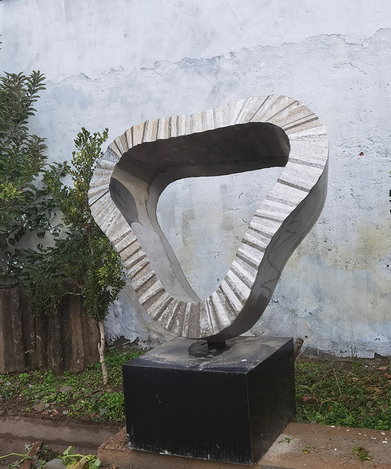 雕塑设计中如何体现人文关怀