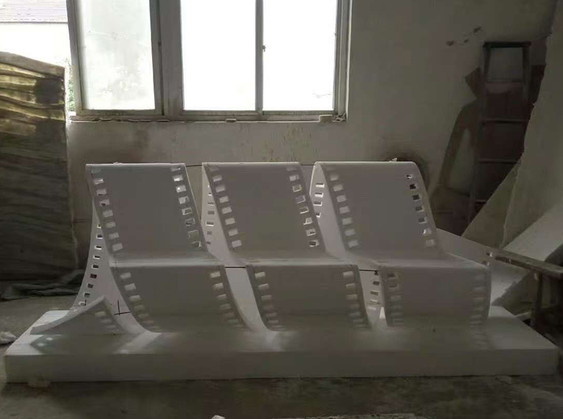 从古代到现代：玻璃钢雕塑的演变