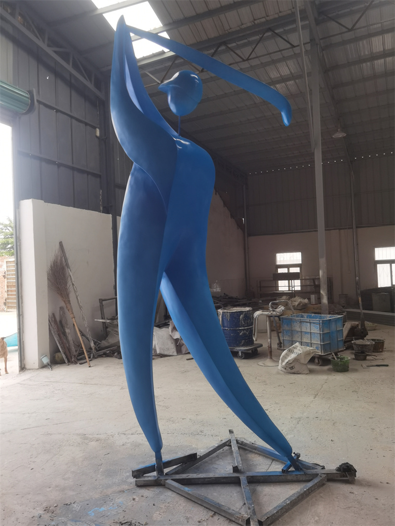 不锈钢雕塑艺术与科技的结合