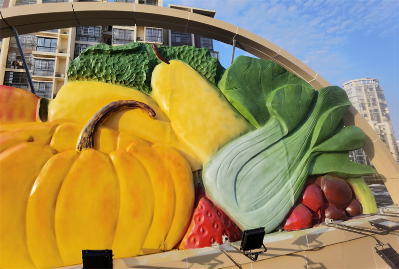 传统雕塑与现代艺术的碰撞